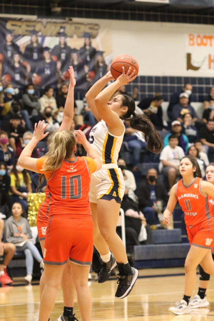 laredo-united-alexander-girls-basketball00010
